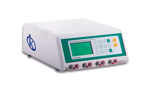 ¿Es importante una fuente de alimentación para una cámara de electroforesis?
