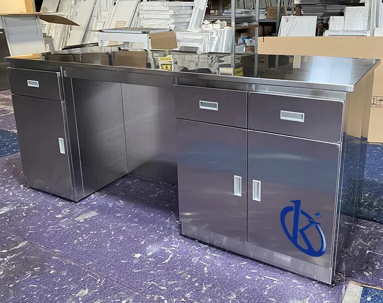 Mejoras Innovadoras en los Laboratorios con la Mesa de Laboratorio Kalstein