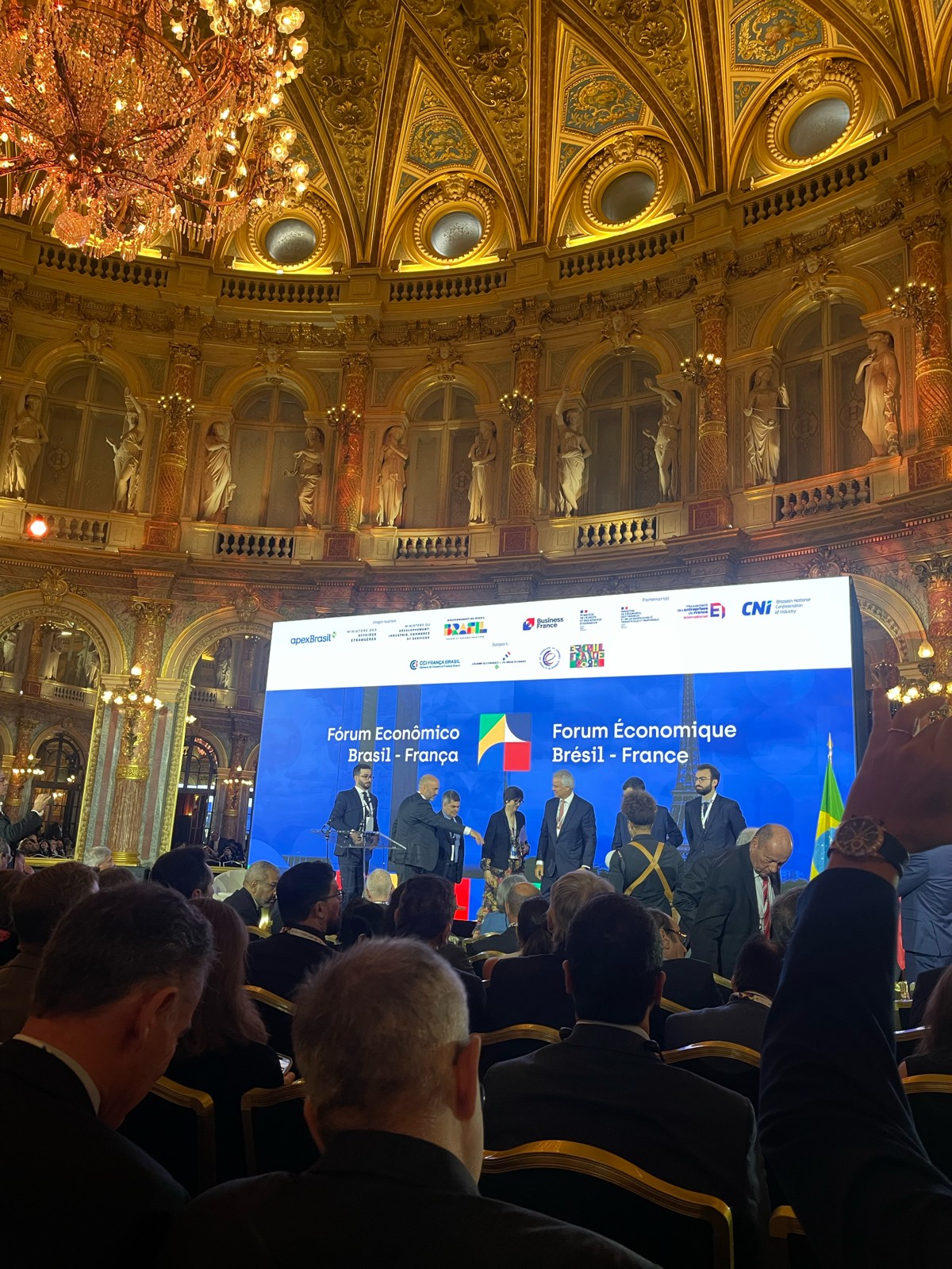 Kalstein participa en el Foro Económico Brasil–Francia en París
